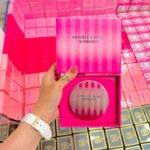 مخمريه “Victoria`s Secret “BOMB SHELL